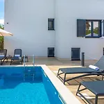 Estate 2 - Island Krk By Guide Apartament