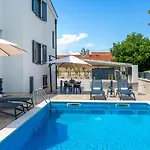Apartament Estate 2 - Island Krk By Guide *