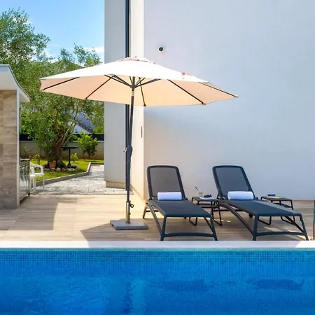 Apartament Estate 2 - Island Krk By Guide